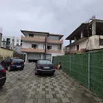 Kas *